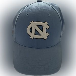 Nike Dry Fit UNC ball cap hat. Excellent condition.